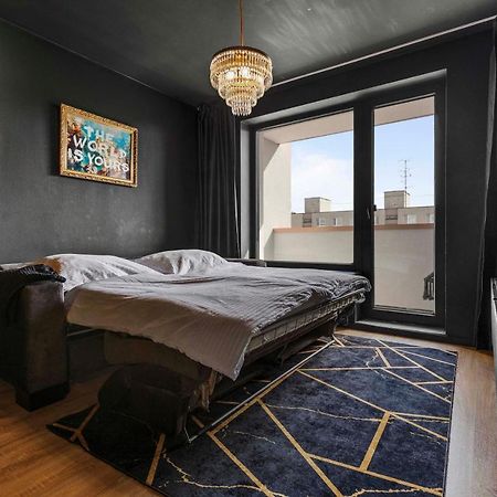Апартаменти Lam Black - Ac - Balcony Братислава Екстер'єр фото